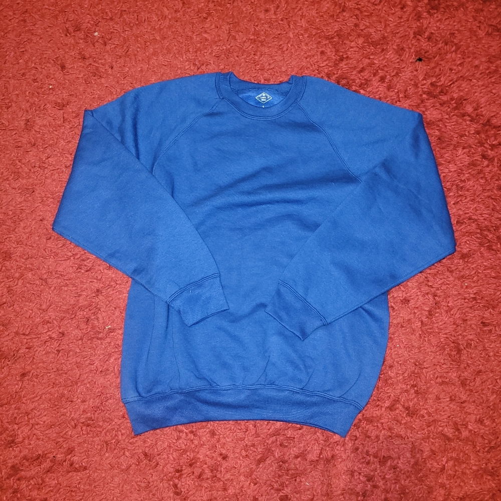 **NEVER WORN** Racer blue St. John's Bay long sleeve sweater men's size large